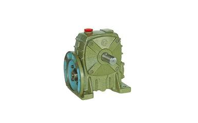 減速機出現點蝕現象的解決方法以及掌握升降機減速機潤滑方法的重要作用